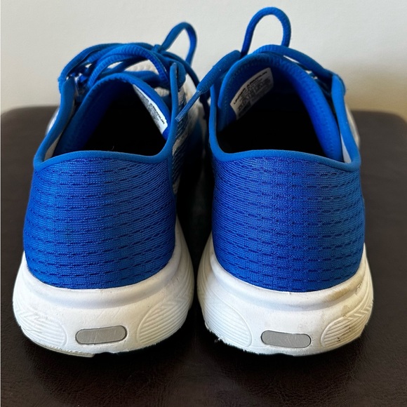 Under Armour - speedform velocity shoe- size US 8.5 - Picture 7 of 9